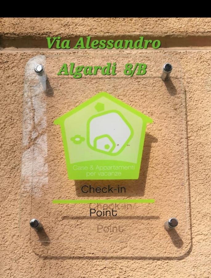 Via Agucchi & Via Emilia Apartments Bolonia Exterior foto